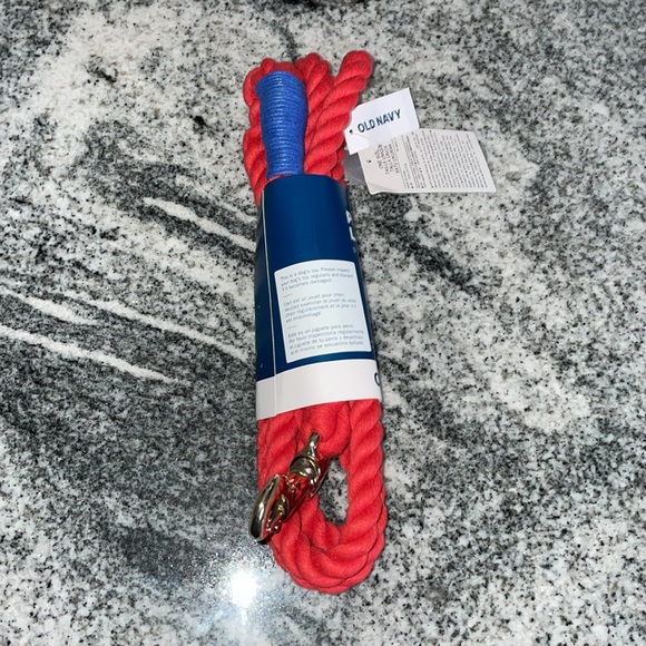 Old Navy Red 5 foot long braided dog leash NWT - Picture 2 of 4
